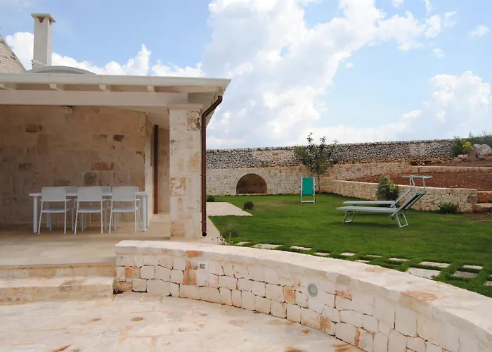 Trullo Amato With Exclusive Pool Вилла *
