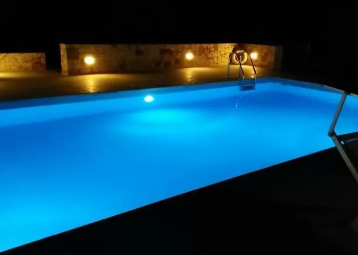 Trullo Amato With Exclusive Pool
