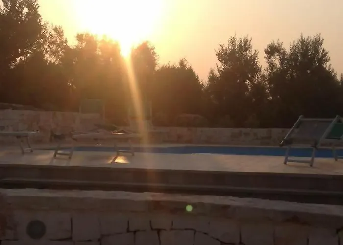 Trullo Amato With Exclusive Pool Вилла